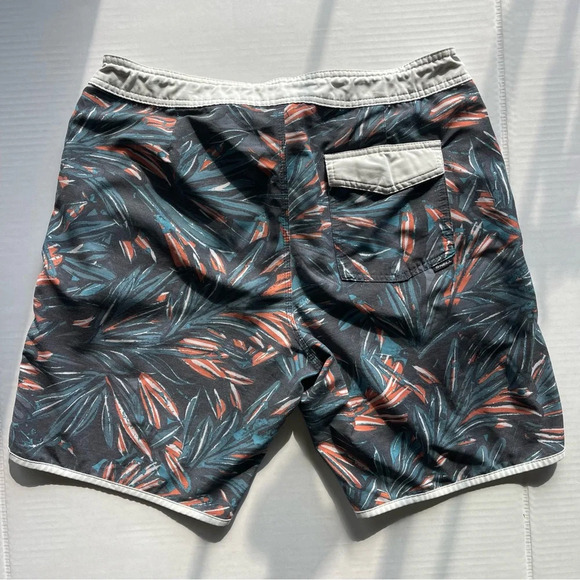 O’Neil Broad shorts Hawaiian Style Men size 34 - Picture 6 of 12